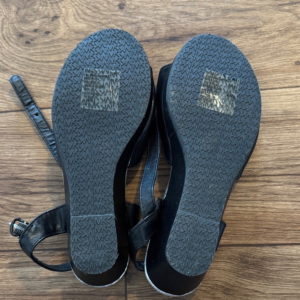 Michael Kors Black Sandals with Silver Bow Detail - Picture 4 of 4